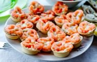 Carbs fuel your body with energy. (Image via Pexels/ Photo by Анатолий Стафичук)